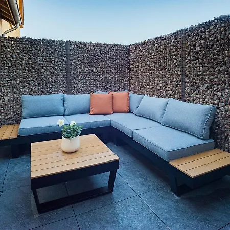 Welldone / Cozy Wine Apartment
